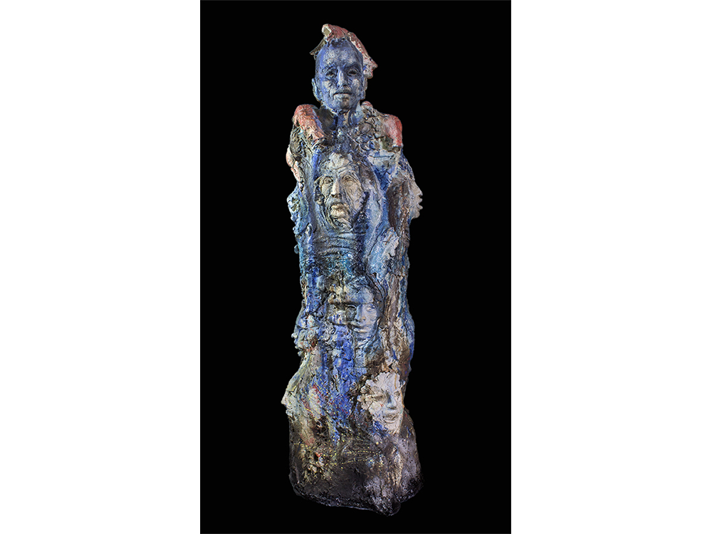 19 Arrecife, 2014, cerámica de alta temperatura 155 x 50 x 55 cm 